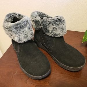 Khombu Leather Black Booties